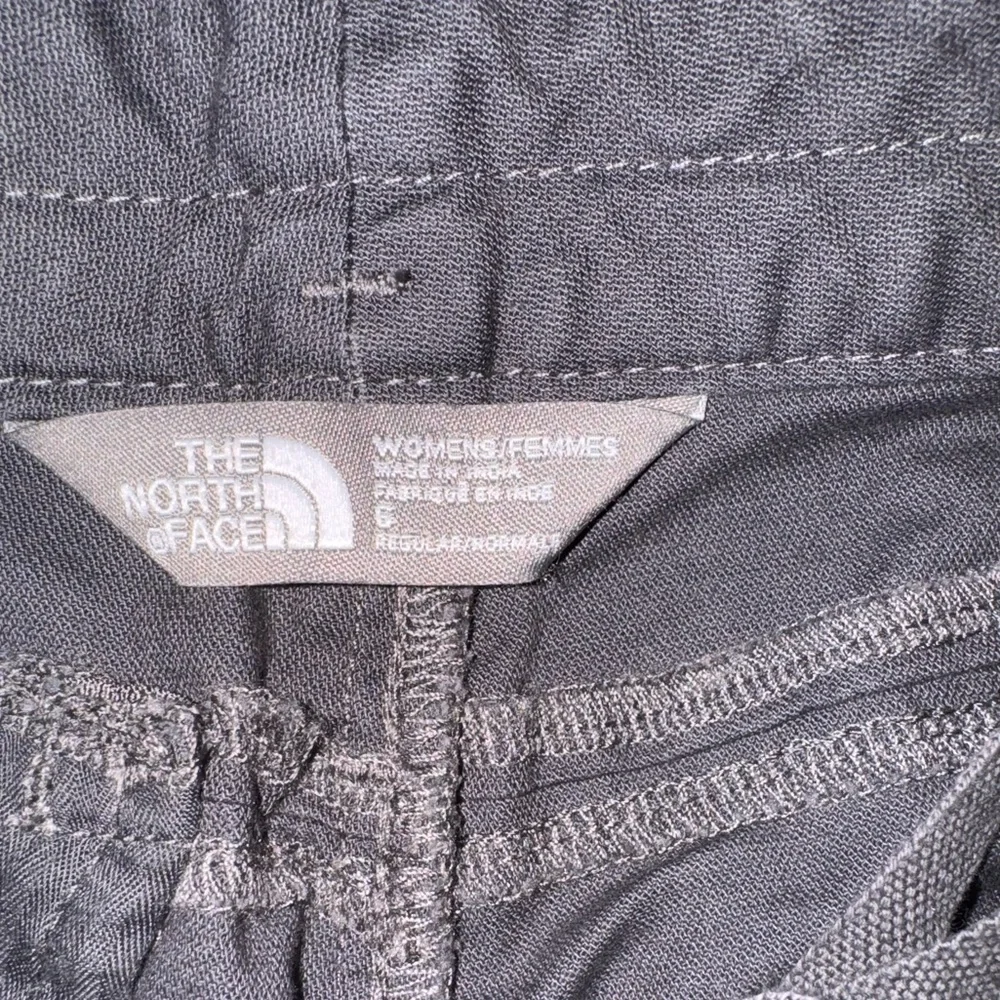 The North Face Women's Charcoal Shorts - Picture 2 of 4